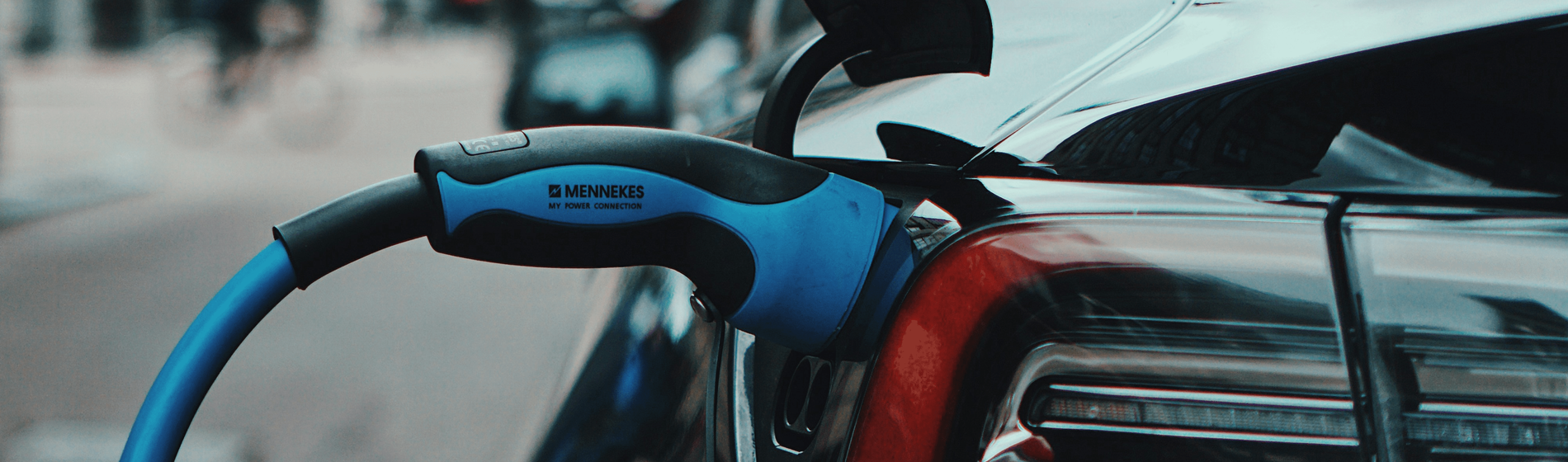 Tesla Mobile Service